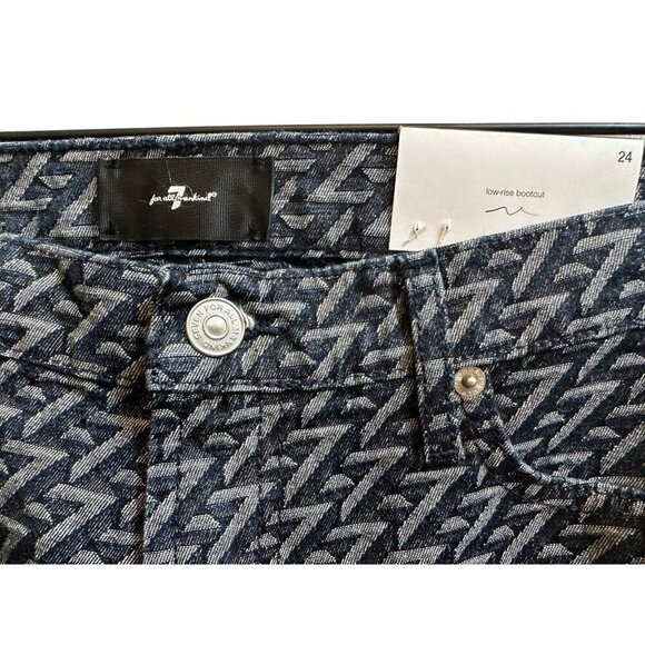 Seven 7 For All Mankind Logo Trucker Bootcut Jaquard Jeans Sz 24 NEW Low Rise - Picture 2 of 6